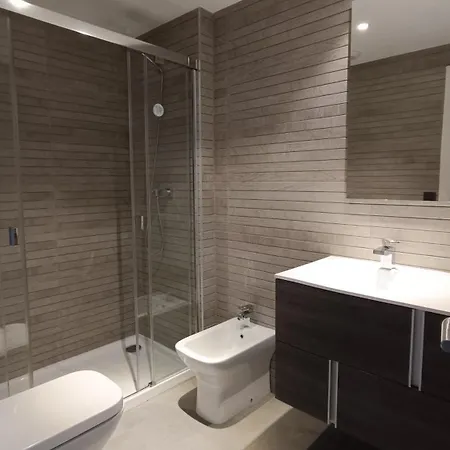 Lc Plaza Del Pilar *